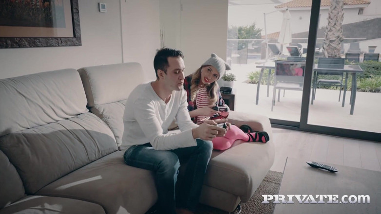 Private.com: สาวละตินเกมเมอร์ เบบี้ นิโคลส์ โชว์ฝีมือเก่ง ๆ
