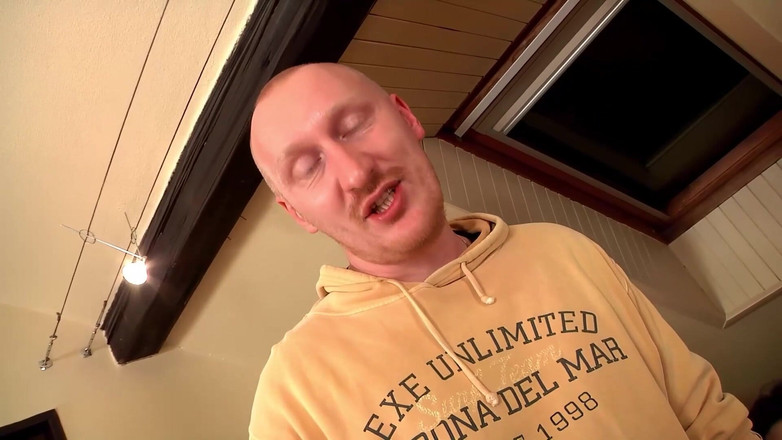 Deutschland Porno X: Amatérský paroháč se sexy mazy sání obřího ptáka a stříkání...