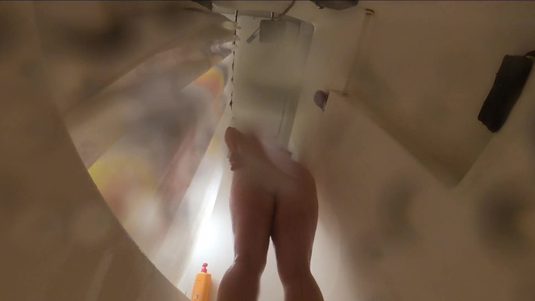 SexyNEBBW: Sexy BBW fat ass shower