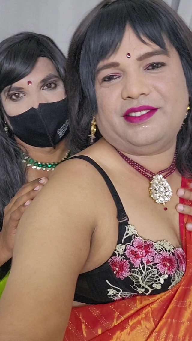 Book Show (Sissyhouse sissyfun with other sissys) Book Show (Sissyhouse sissyfun with other sissys)