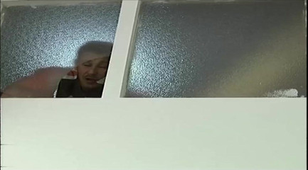 Muschi movie official: Behaarte muschi im badezimmer gefickt