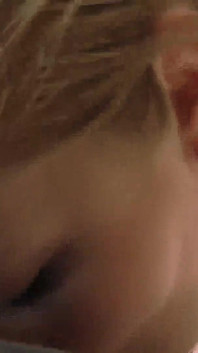 Omg! Er squirtet in mein auge!