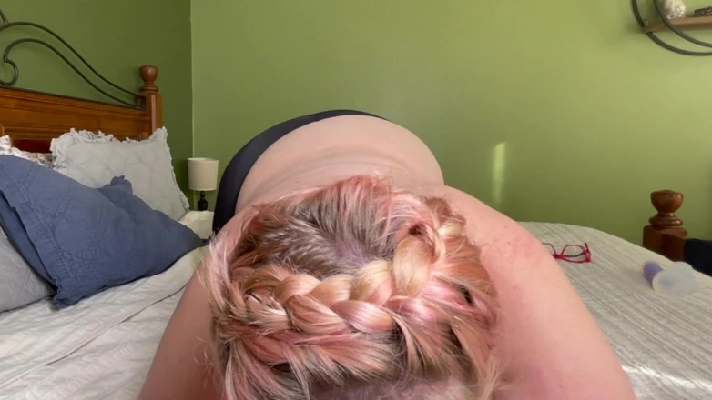 Alice Stoner: V233 Ass Worship Fat Whore Lick her Dirty Nylons and...