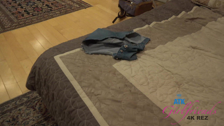 ATK Girlfriends: Addee seni evinde sikmeye hazır.