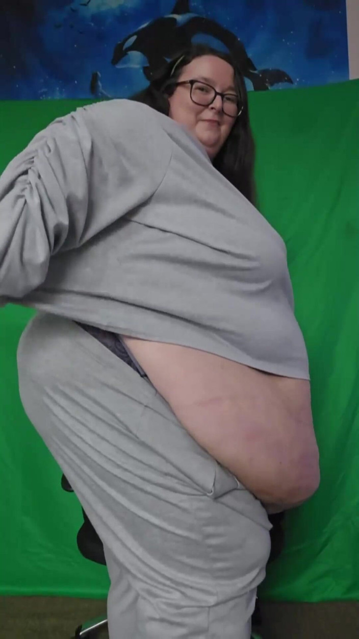 SSBBWLadyBrads: Fat SSBBW Goddess Clothes Try on