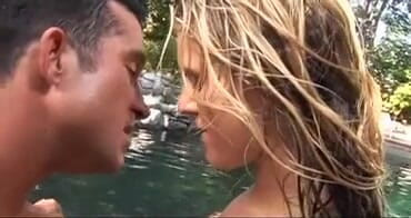 Hot Girlz: Threesome at pool area