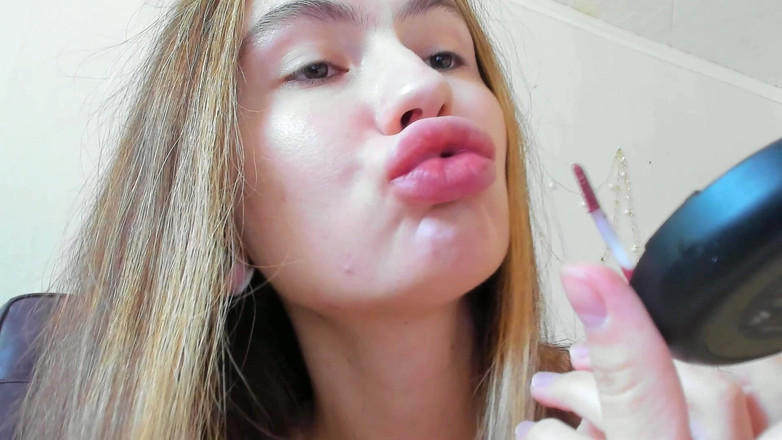 Rarible Diamond: पैंटीज महक रही है