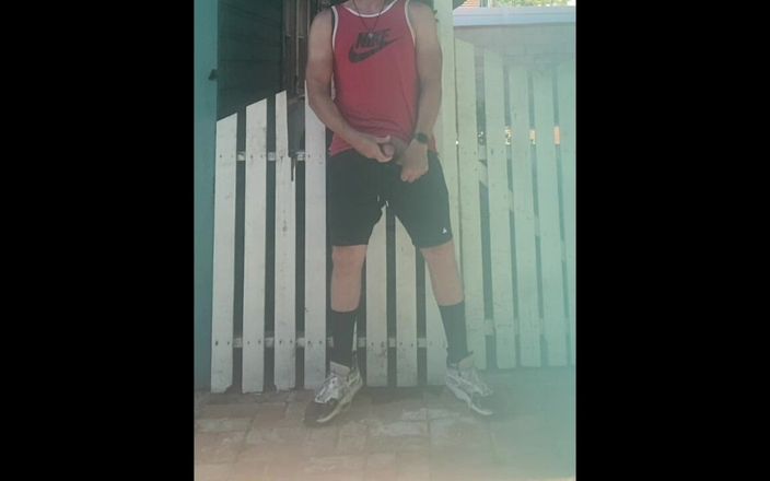 JockDad87: Veloce sborrata all'aperto da jockdad87