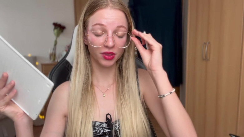 Goddess_Bella_Rae: Asmr kadın egemenliği terapisti randevusu