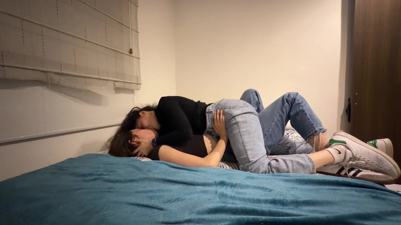 scarlettandc: Foot Fetish with Boots and Sneakers