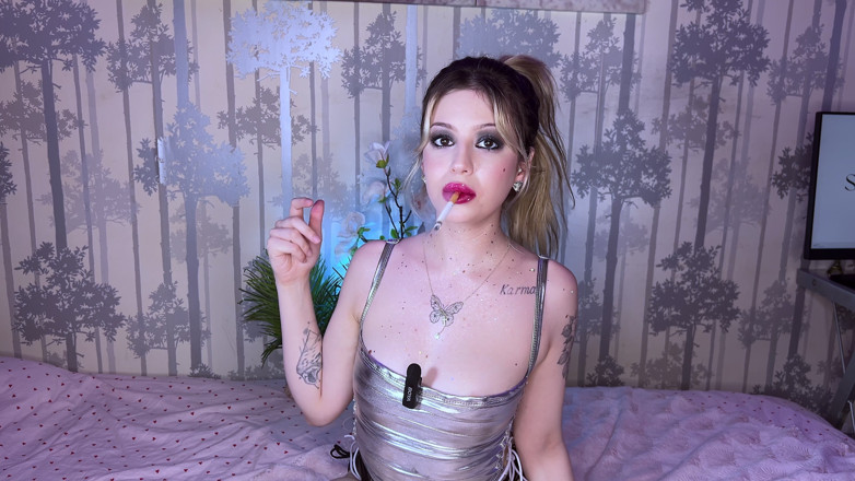 Stellafatale: Smoking Two 100s Cigarettes - in Full Latex