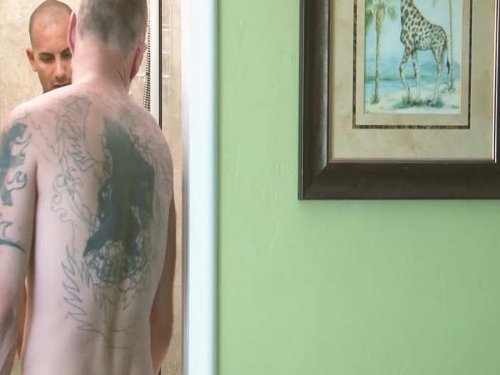 SEXUAL SIN GAY: Assoiffés de scène de sperme - des amis 2_muscular aiment se sucer...