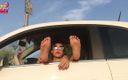 Smokin Fetish: Fetiche por pés no carro com adolescente gostosa