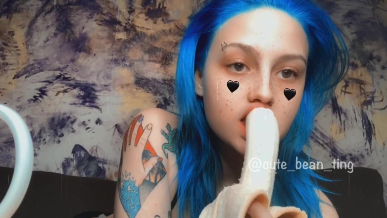 Alice Bean: Banana Tease