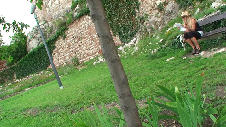 Gabriella Tchekan: La scena serale del fumatore nel castello