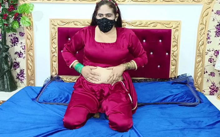 RajuIndianPorn: Frumoasă pakistaneză punjabi cu țâțe uriașe călărind un vibrator mare