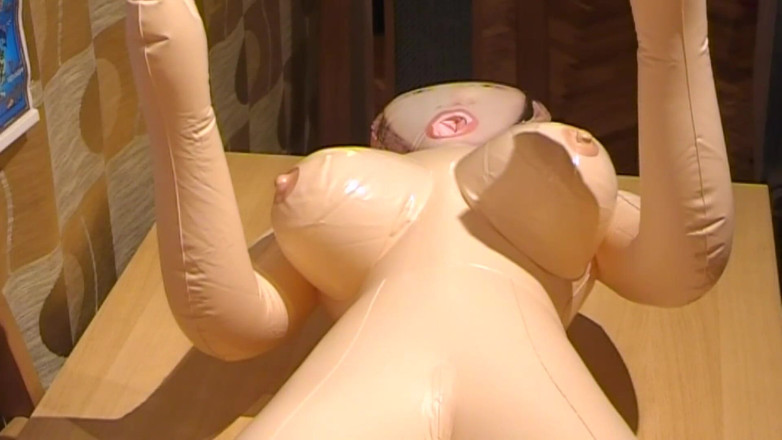 Deporres Entertainment: Sexo com boneca