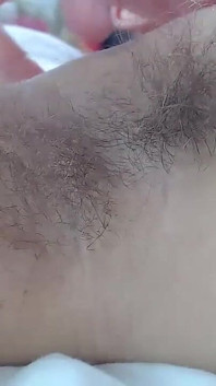 POV: Drobné lezení na nahé tělo obryně