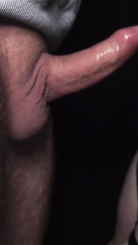 Kongkek muka - blowjob deepthroat keras
