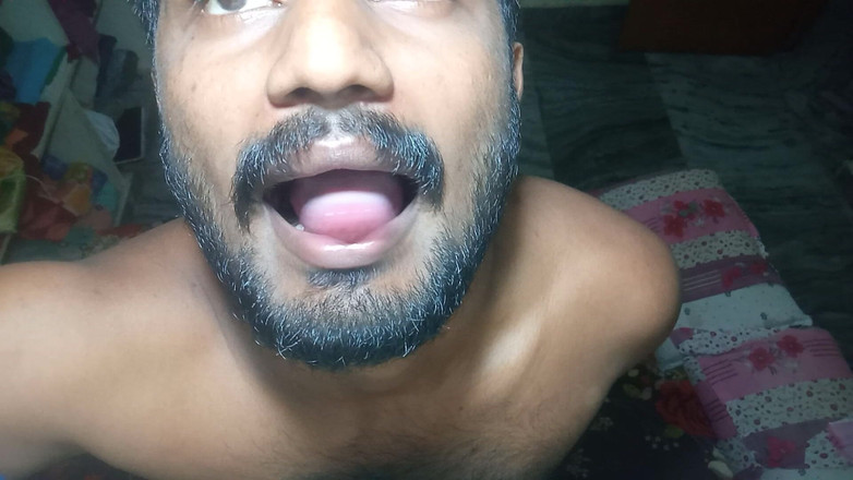 KUMBHA MANOJ KUMAR: 밤에 쇼 촛불 작업