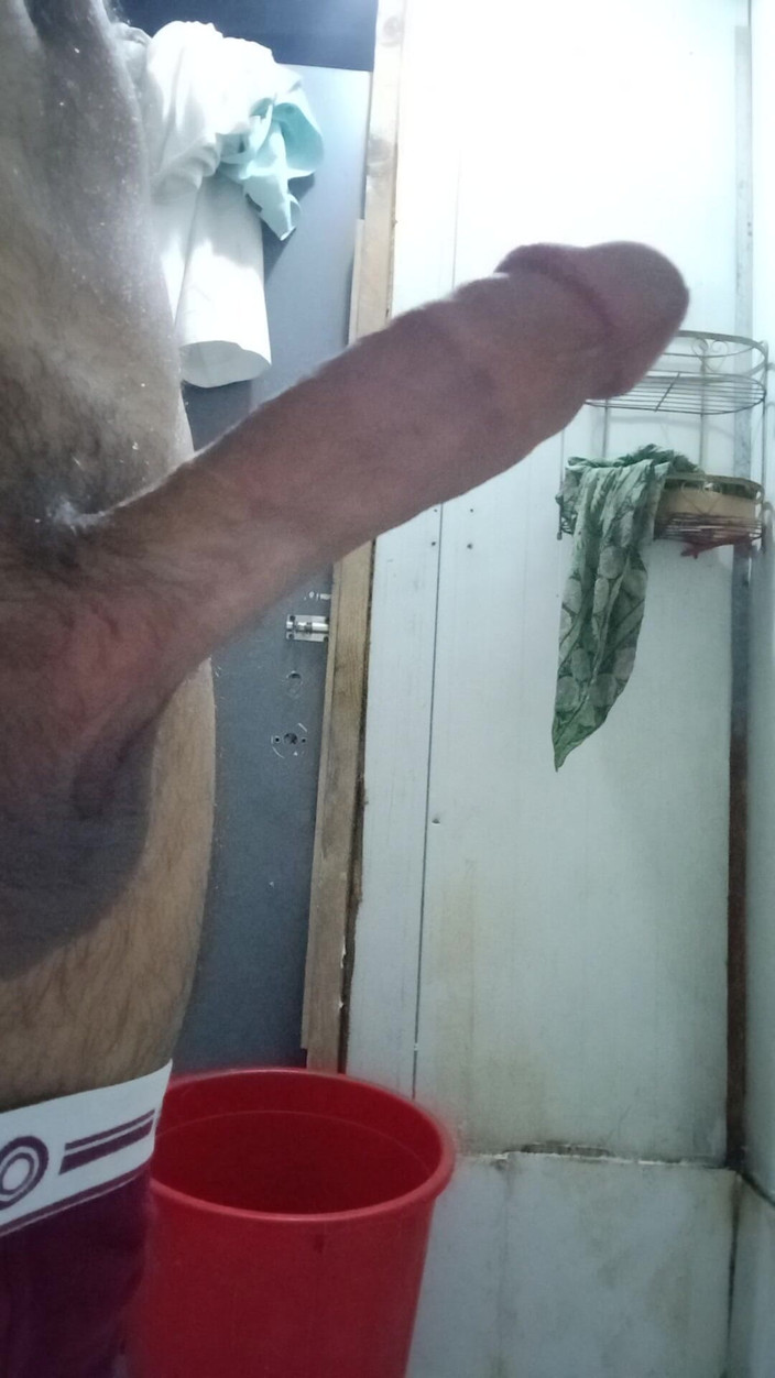 Naseemkhan: Ein 22-jähriger Junge Masturbiert Allein Im Badezimmer. Und Er Macht Auch...