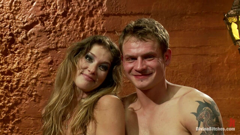 Divine Bitches by Kink: Женское доминирование в коже, эпизод 1