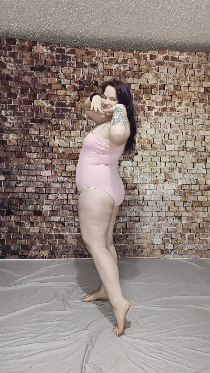 TheKinkyPwrLftr: Lingerie passen