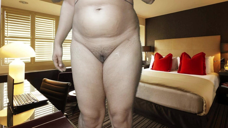 Dhaka studio: Desi Girl at Indian Hotel Room Guest for Extra Tip...