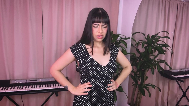 CoralTrip: Non-stop verbal förintelse