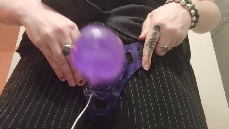 Geeky Femdom: Legion Lenny skuggkungen dominerar