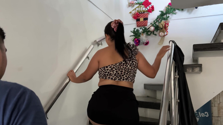 PronoiaMey: MINHA PRIMA CHEGA DE UMA VIAGEM E MEU MARIDO TRANSA...