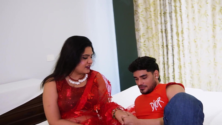 Queen star Desi: Všechny hostely Freind společně zavolejte svou společnou dívku Freind, aby...