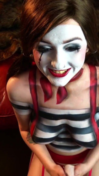 POV: Experiência de foda com pintura corporal mime