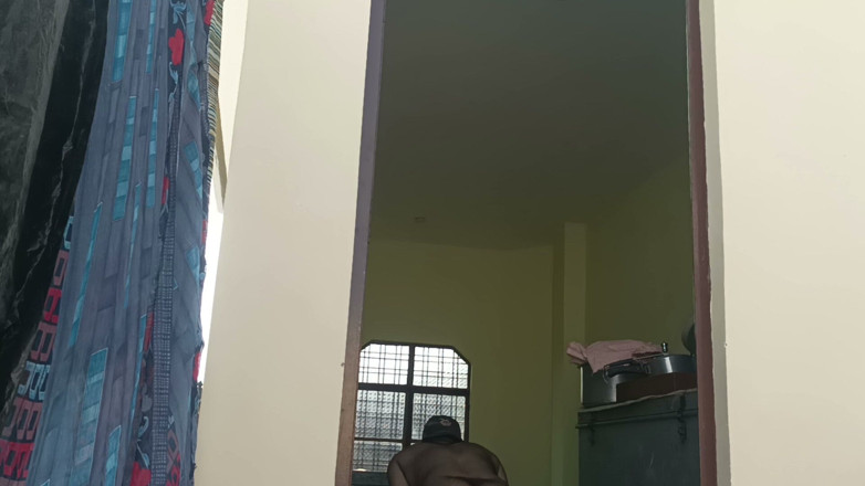 Sansuindia: Indian Actor Servent Nude in Public