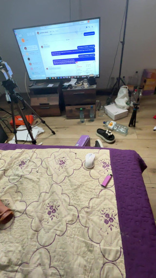 MilfyCalla: Aquí es donde el control se desliza ... y el deseo...