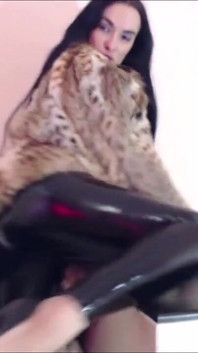 Fur Cam Show
