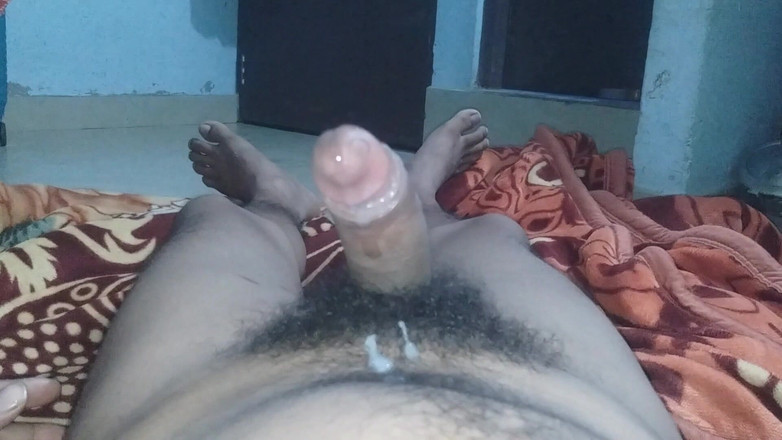 Hot Indianbhabhi: Nevlastní sestra a nevlastní bratr si sex v ložnici naplno...