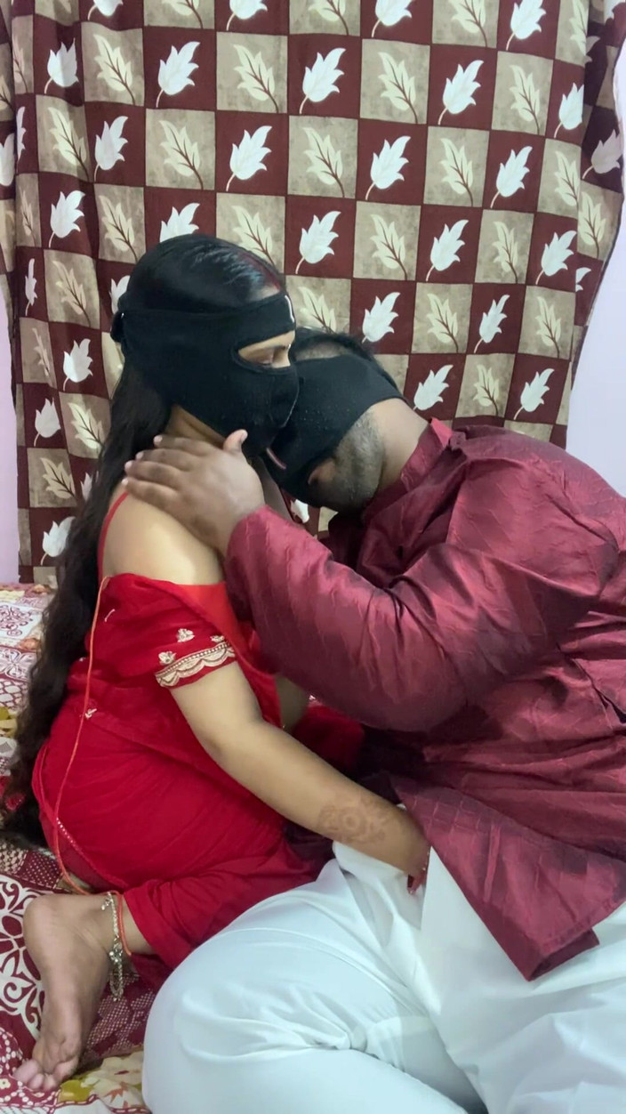 Sexy sonam studio: Karwa Chauth, eu fodi a bunda da minha esposa do...