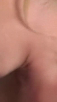 Pantat MILF nympho blonde disumbat dubur keras - creampie