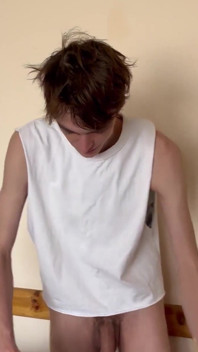 ทำไมทอมมี่ถึงรีดเสื้อเชิ้ตของฮานส์ในเช้าวันจันทร์?