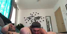 Crunch French bareback porn: Kai cameron和Mickey Taylor的性爱录像自拍