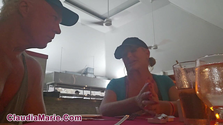 Claudia Marie: Claudia Marie na Jamaica