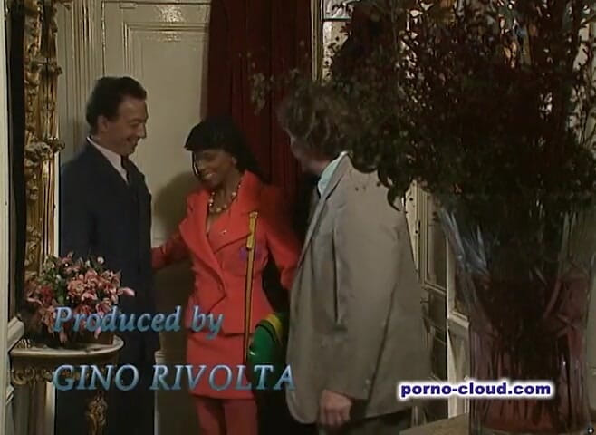 Porno Cloud: Milfs ruins em tempos mais velhos - DVD