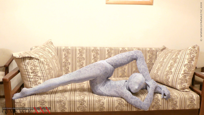 Gymnastic: घूंघट लचीला प्रलोभन