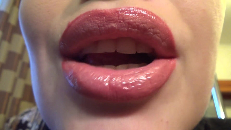 Goddess Misha Goldy: Gentle giantess swallow you alive