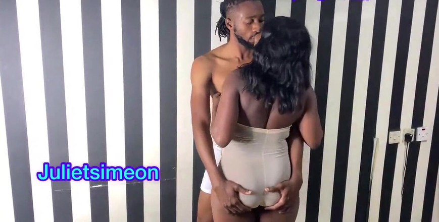 Julietsimeon: Cuando le chupe la polla, mi coño estará mojado (chupar una...