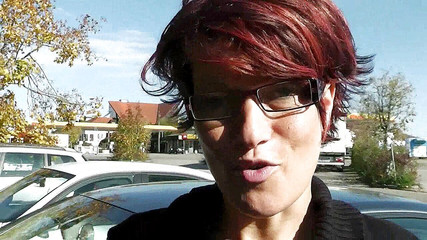 Popp Sylvie: Kouření na vrcholu kamionů – venkovní výstraha