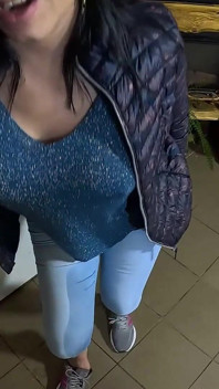 Cameltoe MILF Tańczy, Dokucza I Wkurza W Jej Dżinsach - Wet Fetish Fantasy 335