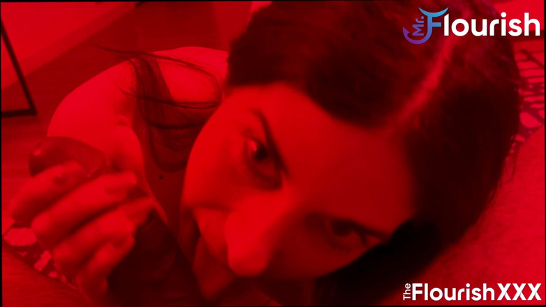 The Flourish XXX: Anna Cummings Mrflourish'ten kırmızı ışık odası uzmanlığını alıyor
