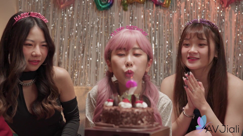 AV Jiali: Birthday sex for sexy babe rina